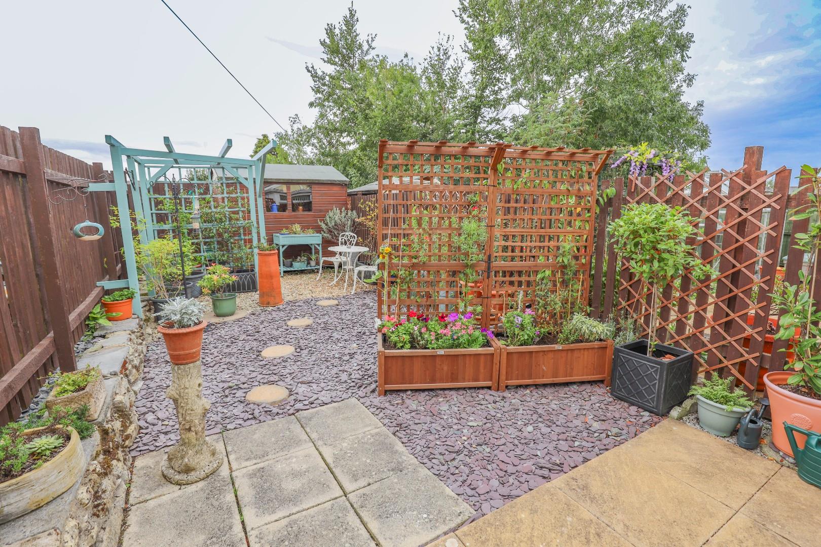 4 St. Siors Meade, Rhoose, Vale Of Glamorgan, CF62 3HY